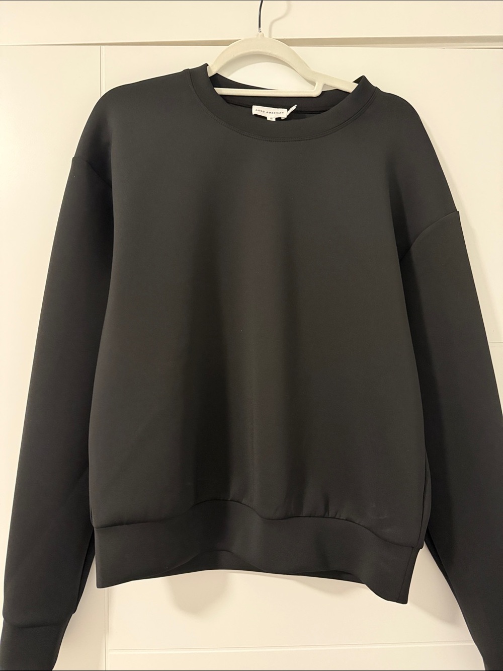 Good American Black Crewneck Sweatshirt